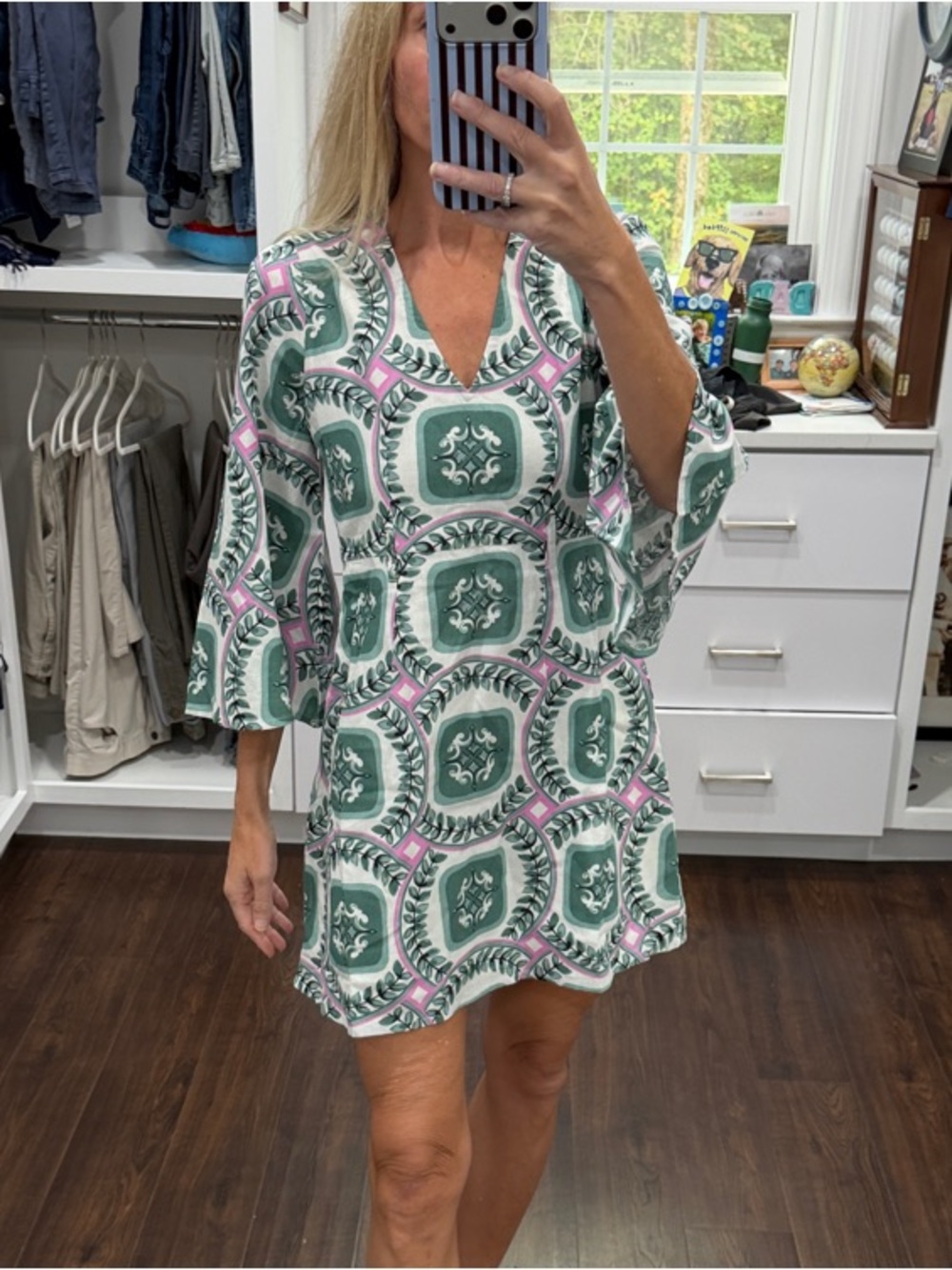 Beyond by Vera Green & Pink Printed V-Neck Dress XS